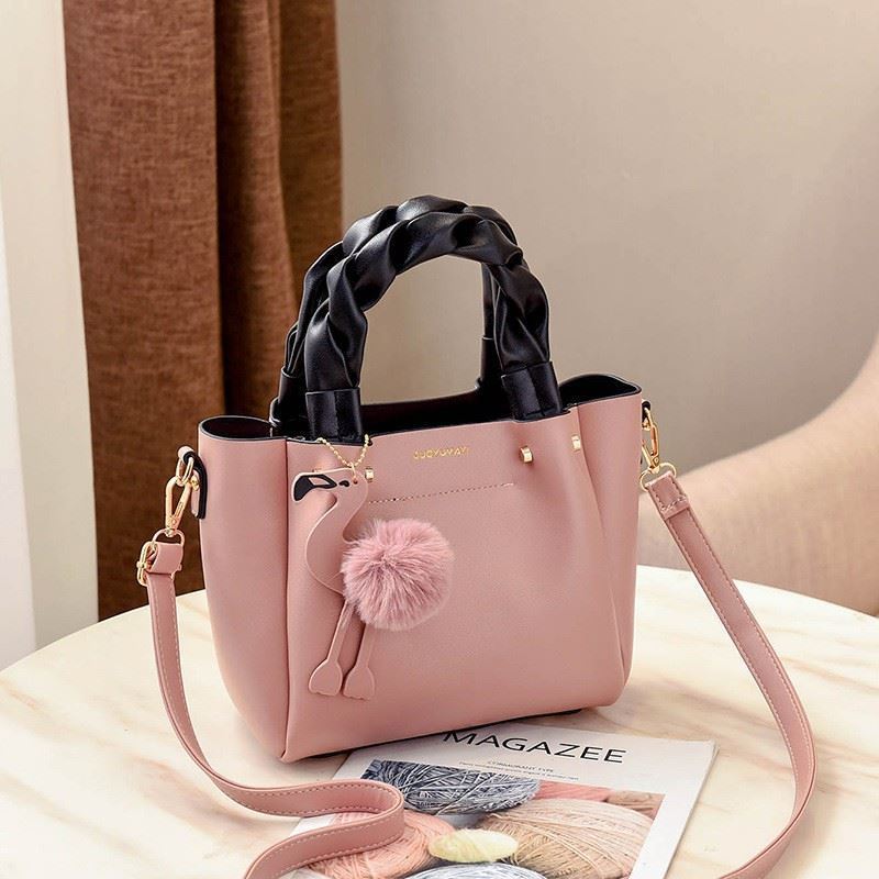 B0197 JKT IDR.177.000 MATERIAL PU SIZE L23XH20XW12CM WEIGHT 750GR COLOR PINK