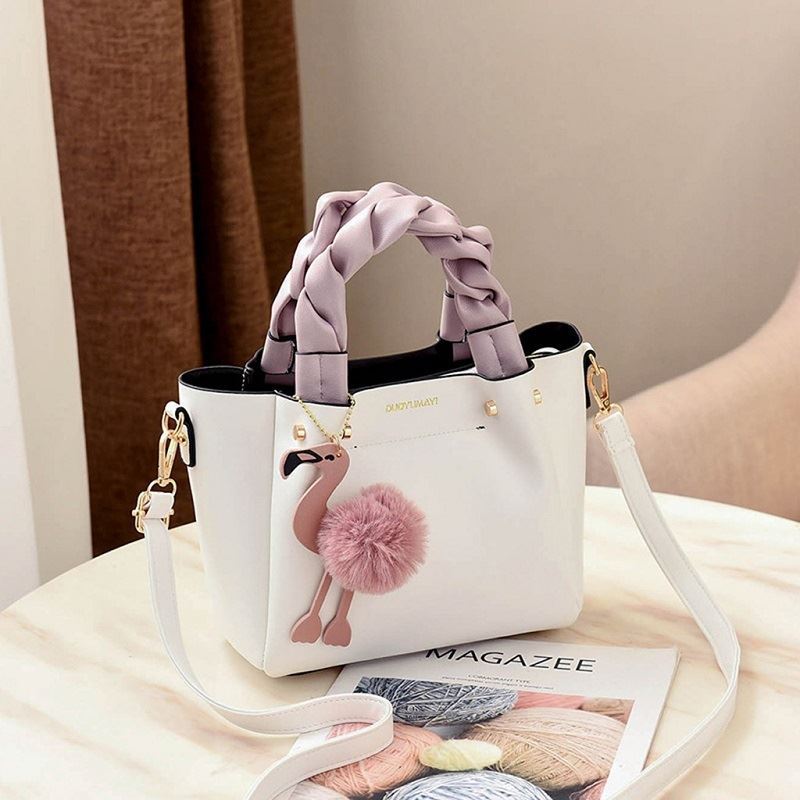 B0197 JKT IDR.177.000 MATERIAL PU SIZE L23XH20XW12CM WEIGHT 750GR COLOR WHITE