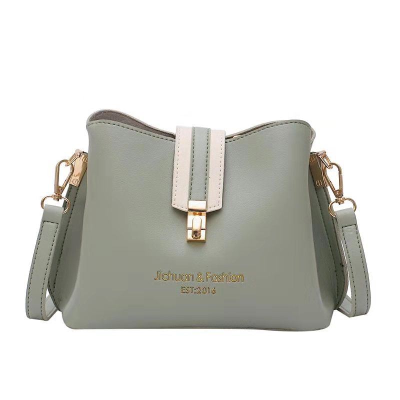 B07346 IDR.154.000 MATERIAL PU SIZE L22.5XH17.5XW12CM WEIGHT 500GR COLOR GREEN