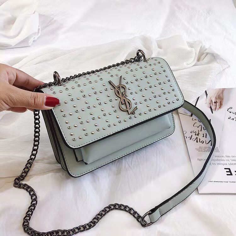 B07448 JKT IDR.147.000 MATERIAL PU SIZE L20.5XH14XW7.5CM WEIGHT 650GR COLOR GREEN