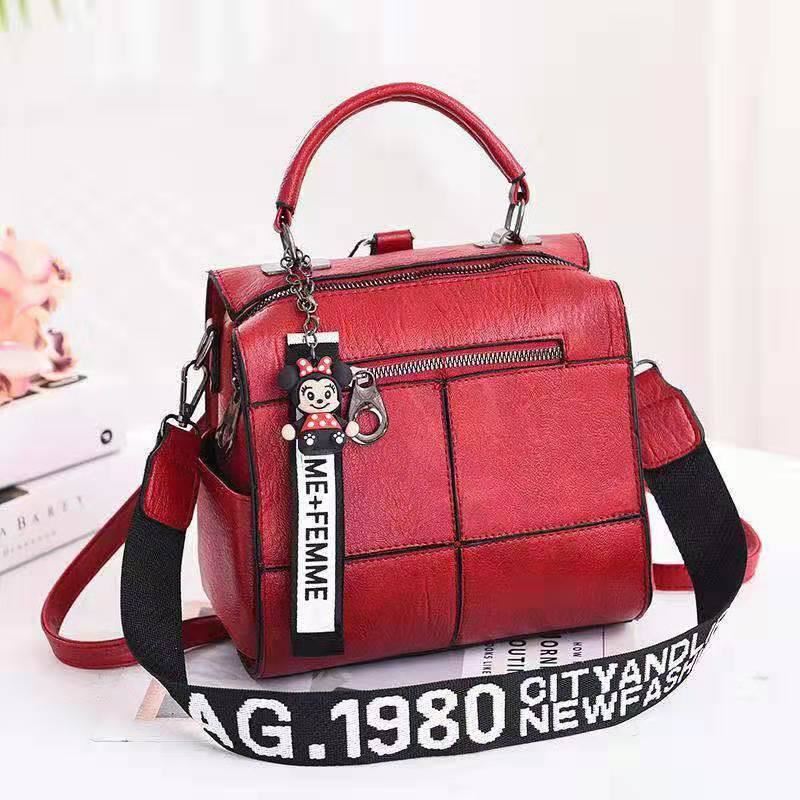 B1862 JKT IDR.175.000 MATERIAL PU SIZE L22XH22XW13CM WEIGHT 750GR COLOR WINE