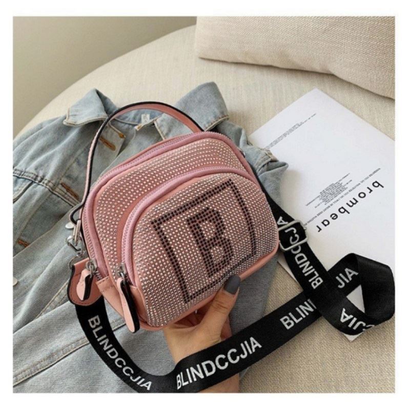 B313417 JKT IDR.159.000 MATERIAL PU SIZE L18.5XH15XW10CM WEIGHT 350GR COLOR PINK