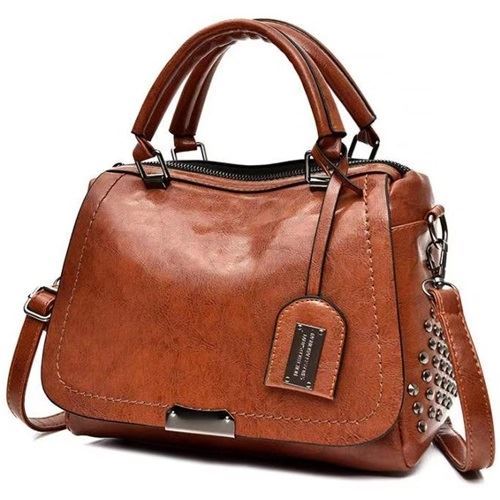 B819561 JKT IDR.182.000 MATERIAL PU SIZE L27XH19XW11CM WEIGHT 650GR COLOR BROWN