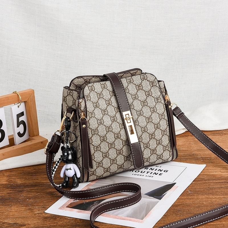 B88090 IDR.156.000 MATERIAL PU SIZE L20XH19XW10CM WEIGHT 550GR COLOR GDCOFFEE