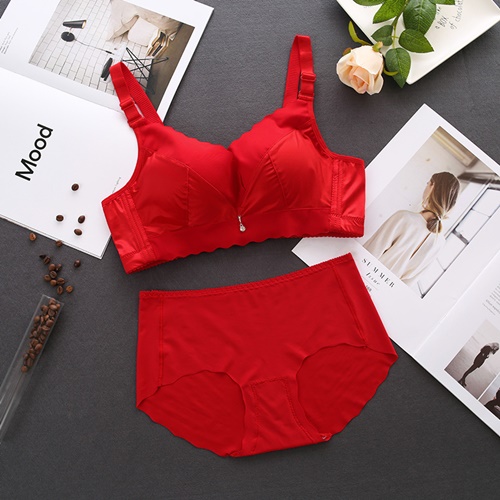 BR8991 IDR.49.000 (BRA ONLY) MATERIAL COTTON BLEND SIZE 34 WEIGHT 80GR COLOR RED