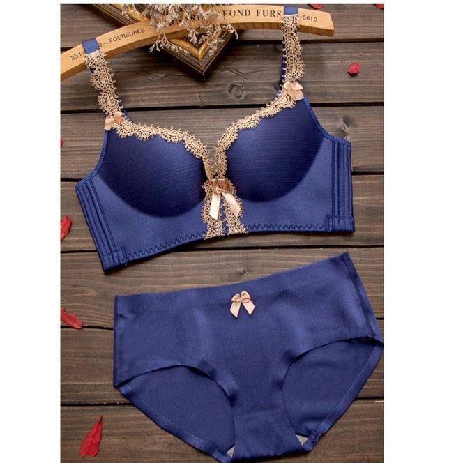 BRS111A IDR.75.000 MATERIAL NYLON SIZE 32,34 WEIGHT 100GR CUP B COLOR BLUE