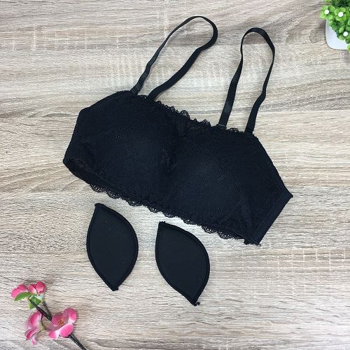 BRS8835 IDR.39.000 MATERIAL LACE CUP B WITHOUT WIRE & FREE PAD SIZE 32,34,36 WEIGHT 80GR COLOR BLACK