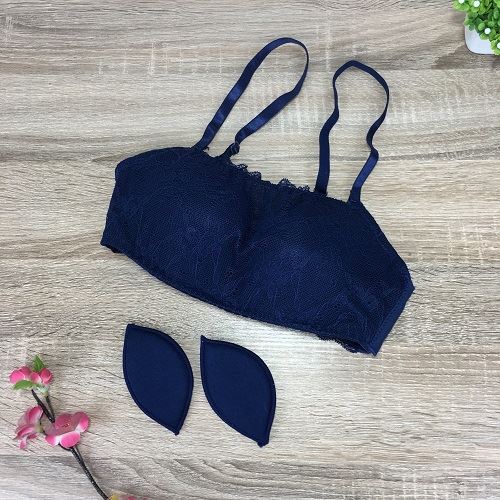 BRS8835 IDR.39.000 MATERIAL LACE CUP B WITHOUT WIRE & FREE PAD SIZE 32,34,36 WEIGHT 80GR COLOR BLUE