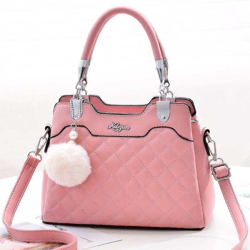 BTH169B JKT IDR.95.000 MATERIAL PU SIZE L27XH19.5XW13CM WEIGHT 750GR COLOR PINK