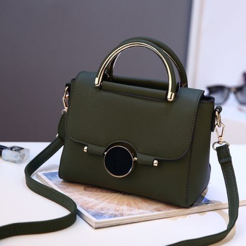 BTH9085 JKT IDR.83.000 MATERIAL PU SIZE L22XH16XW12CM WEIGHT 700GR COLOR GREEN