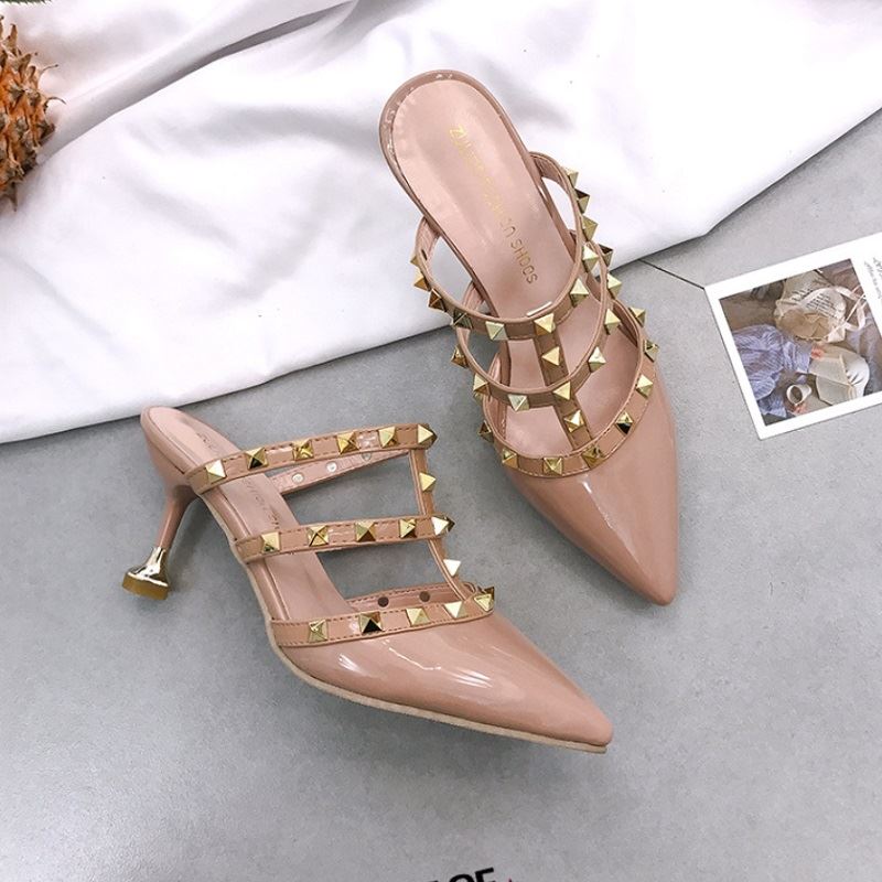 JSH1089 IDR.182.000 MATERIAL PU HEEL 8CM COLOR KHAKI WEIGHT 700GR SIZE 39