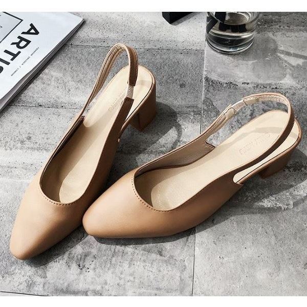 JSH18081 IDR.160.000 MATERIAL PU HEEL 4CM WEIGHT 700GR COLOR KHAKI SIZE 35,36,38,39