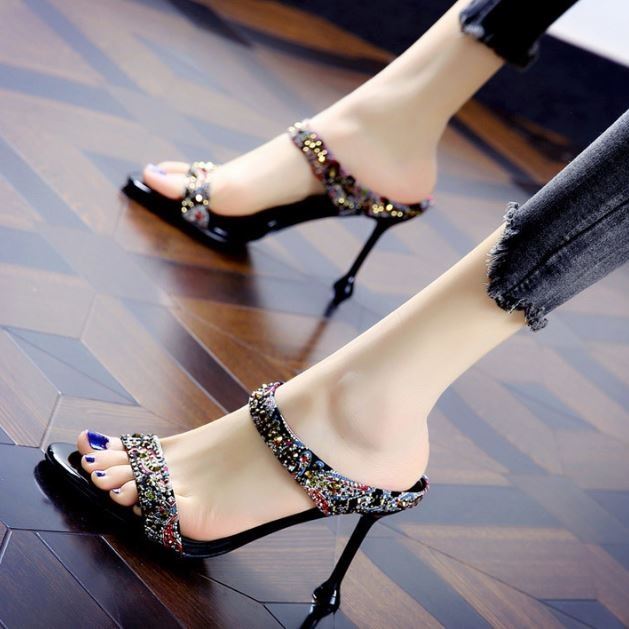 JSH501  IDR.173.000 MATERIAL PU  HEEL 8 CM COLOR BLACK WEIGHT 600G SIZE 35,36,37,38,39
