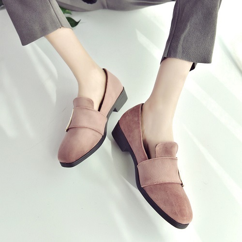 JSS668 IDR 160.000 MATERIAL SUEDE COLOR PINK WEIGHT 650GR SIZE 35,36