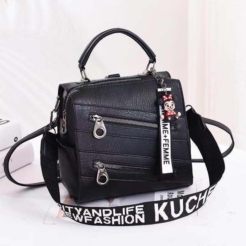 JT003 IDR.162.000 MATERIAL PU SIZE L21XH20XW13CM WEIGHT 750GR COLOR BLACK