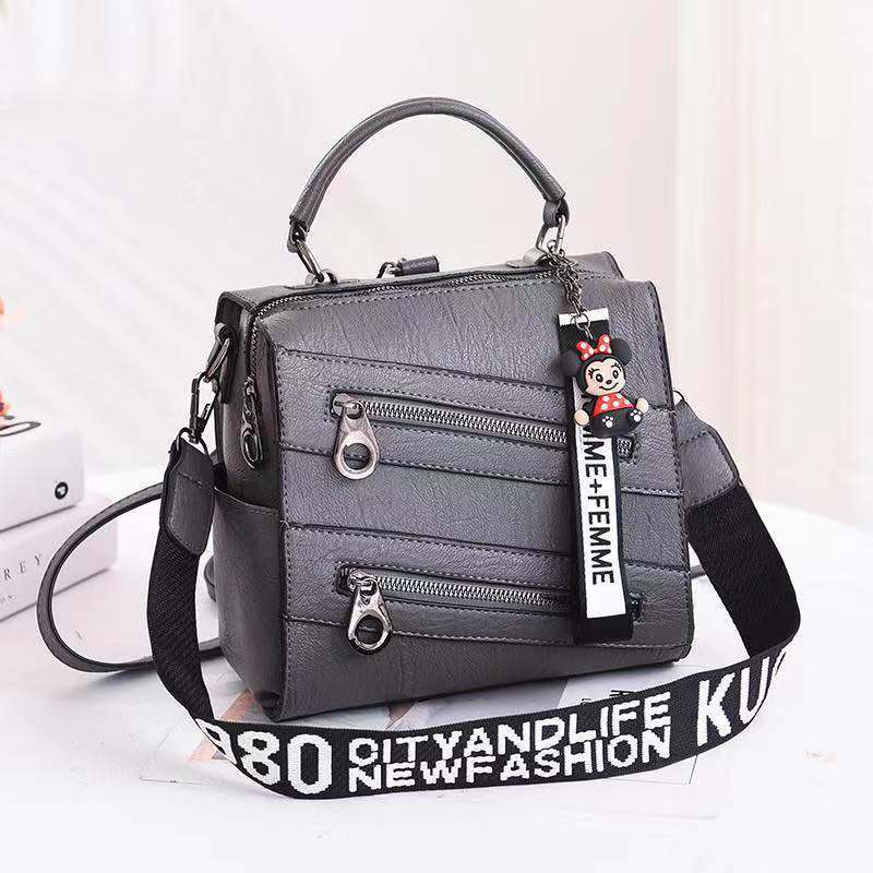 JT003 IDR.172.000 MATERIAL PU SIZE L21XH20XW13CM WEIGHT 750GR COLOR GRAY
