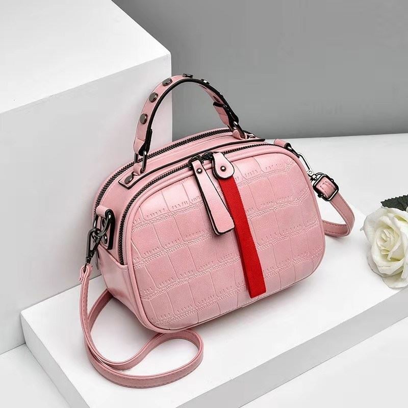 JT0030 IDR.165.000 MATERIAL PU SIZE L20XH16XW10CM WEIGHT 500GR COLOR PINK