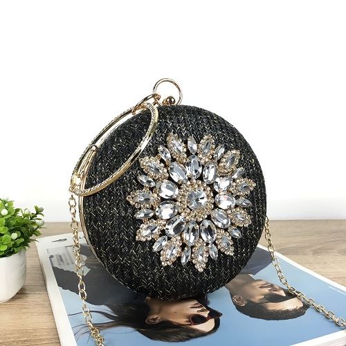 JT0096 WITH BOX IDR.190.000 MATERIAL PU SIZE L15.5XH15.5XW5.5CM WEIGHT 500GR COLOR BLACK