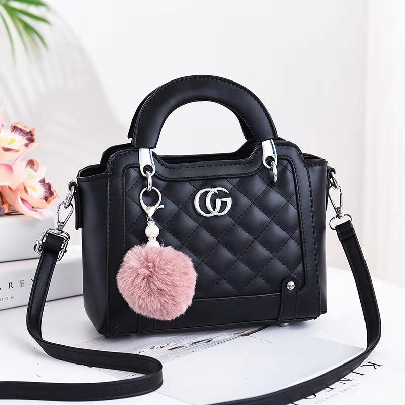 JT0147 IDR.166.000 MATERIAL PU SIZE L13XH18XW10CM WEIGHT 600GR COLOR BLACK