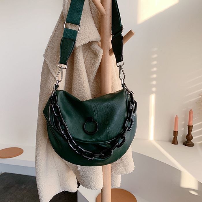 JT0312 IDR.167.000 MATERIAL PU SIZE L25XH20XW11CM WEIGHT 370GR COLOR GREEN