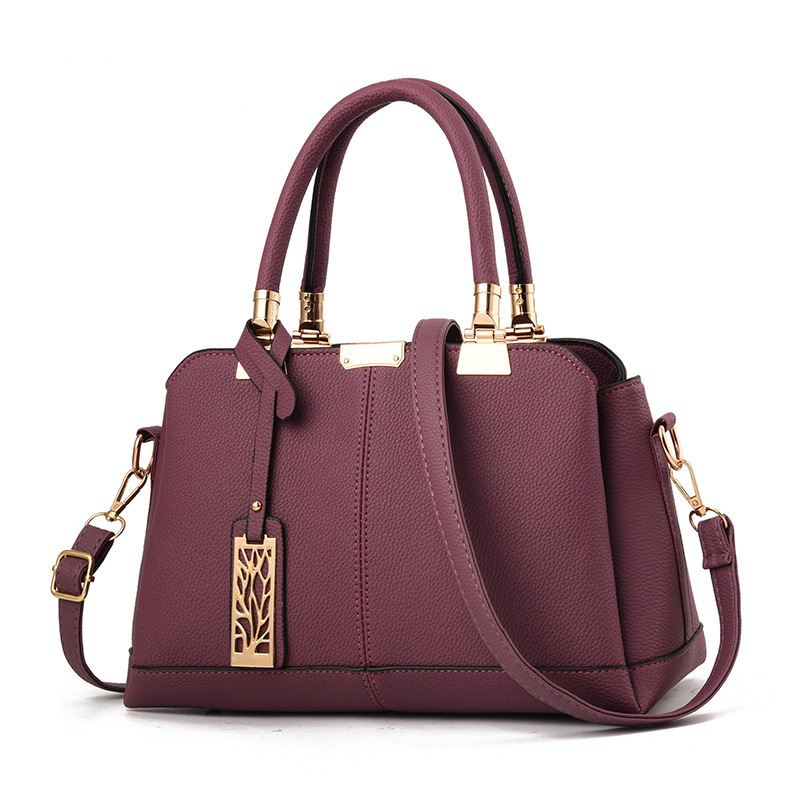 JT0616 IDR.163.000 MATERIAL PU SIZE L30XH19XW15CM WEIGHT 700GR COLOR PURPLE