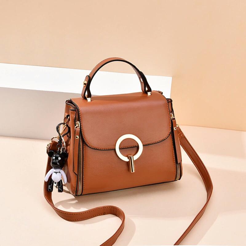 JT0661 IDR.179.000 MATERIAL PU SIZE L21XH15XW11CM WEIGHT 550GR COLOR BROWN