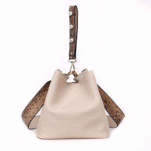 JT10146 IDR.148.000 MATERIAL PU SIZE L22XH20XW14CM WEIGHT 500GR COLOR BEIGE