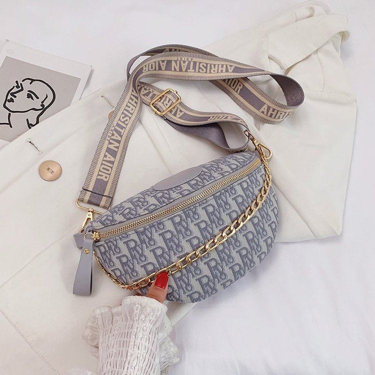 JT12622 IDR. 155.000 MATERIAL PU SIZE L24XH15XW2CM WEIGHT 300GR COLOR GRAY