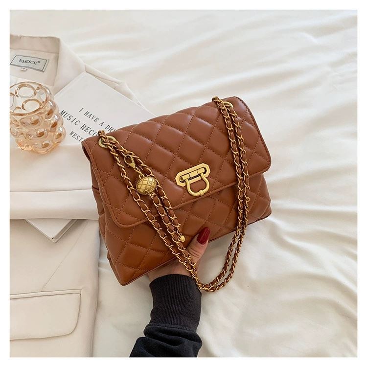 JT1368 IDR.175.000 MATERIAL PU SIZE L23XH18XW8CM WEIGHT 530GR COLOR BROWN