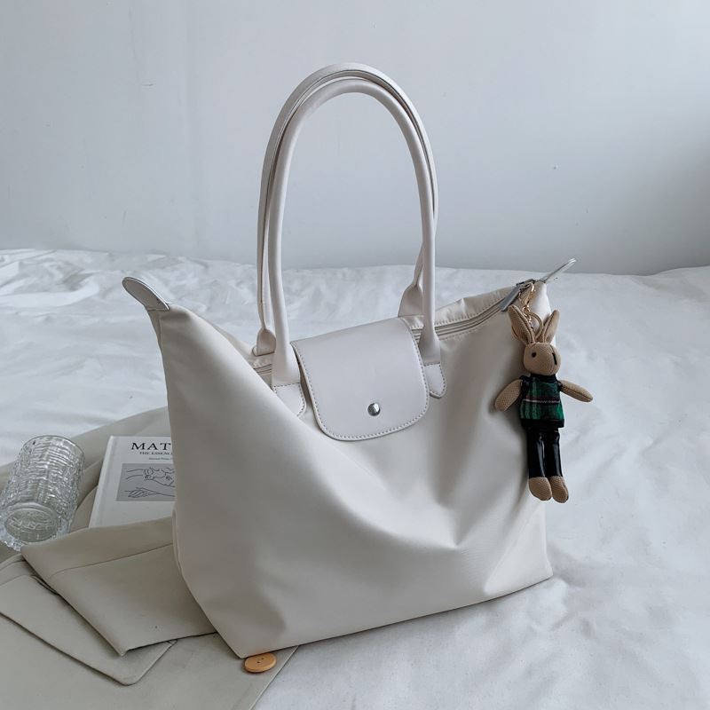 JT1392 IDR.176.000 MATERIAL NYLON SIZE L31XH30XW16CM WEIGHT 500GR COLOR BEIGE