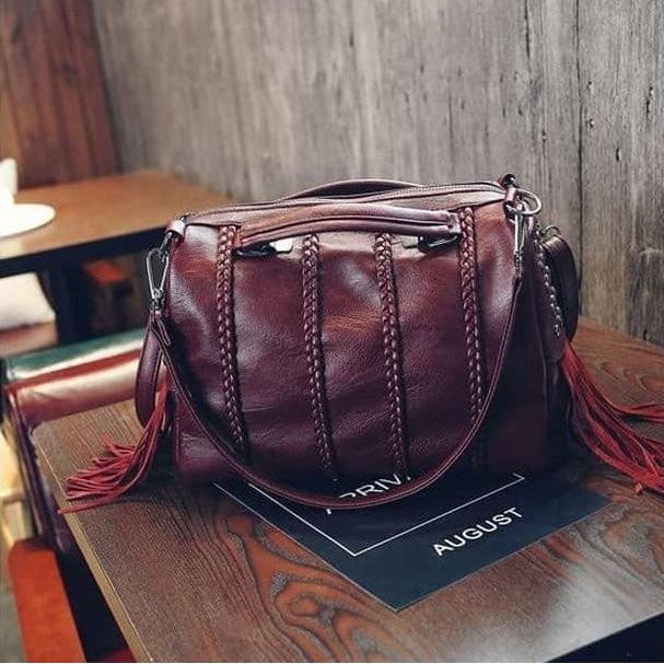 JT1638 IDR.192.000 MATERIAL PU SIZE L30XH25XW10CM WEIGHT 770GR COLOR RED