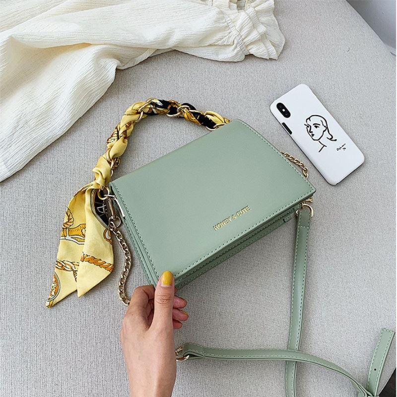 JT17950 IDR.160.000 MATERIAL PU SIZE L20XH13XW8CM WEIGHT 500GR COLOR GREEN