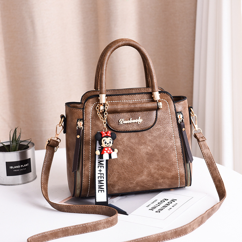 JT1816 IDR.169.000 MATERIAL PU SIZE WEIGHT COLOR KHAKI