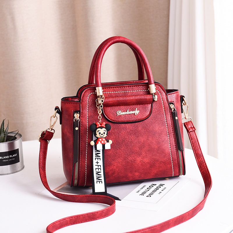 JT1816 IDR.169.000 MATERIAL PU SIZE WEIGHT COLOR WINE