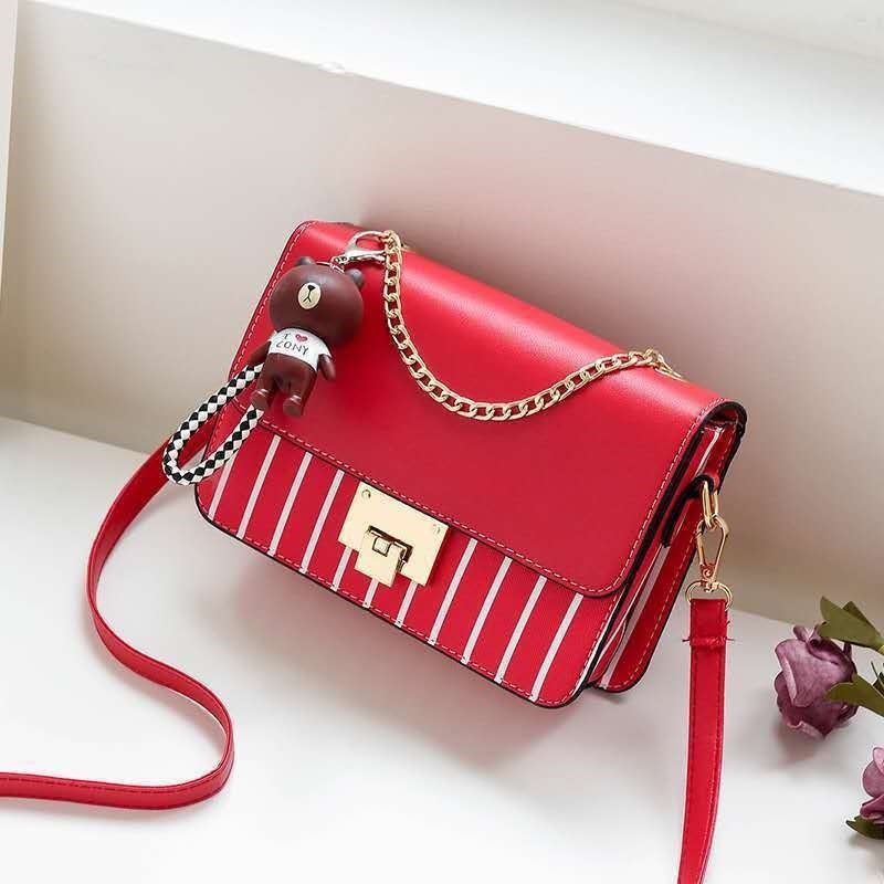 JT1882B IDR.155.000 MATERIAL PU SIZE L22XH16XW6CM WEIGHT 500GR COLOR RED