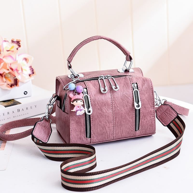 JT19032 IDR.159.000 MATERIAL PU SIZE L20XH15XW12.5CM WEIGHT 550GR COLOR PINK
