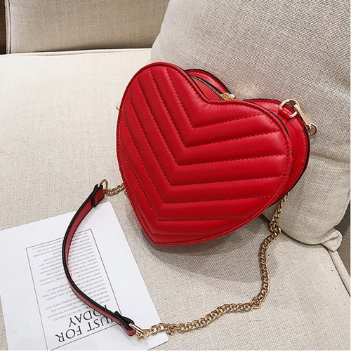 JT305 IDR.145.000 MATERIAL PU SIZE L17XH17XW7CM WEIGHT 350GR COLOR RED