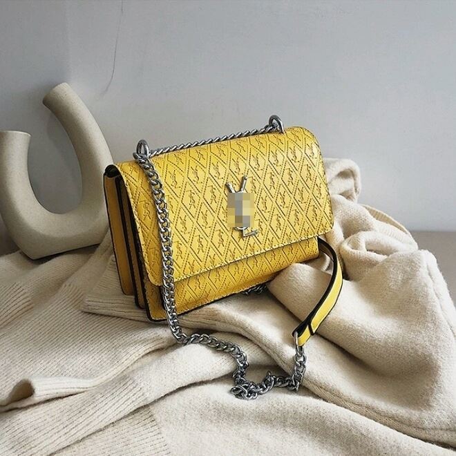 JT3131 IDR.168.000 MATERIAL PU SIZE L22XH16XW8.5CM WEIGHT 600GR COLOR YELLOW