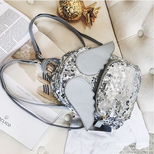 JT318 IDR.170.000 MATERIAL SEQUIN SIZE L21XH23XW11CM WEIGHT 400GR COLOR SILVER