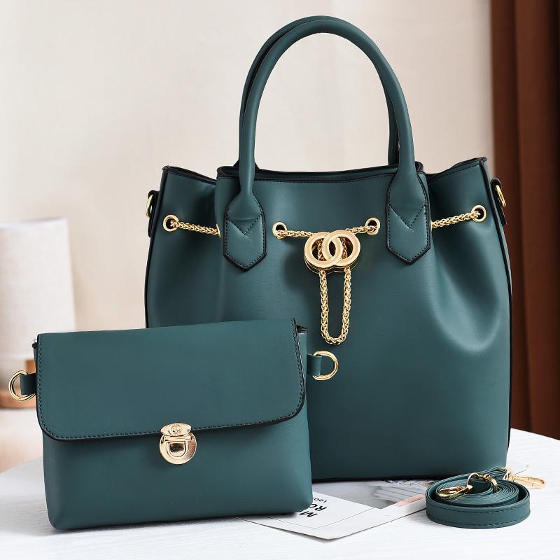 JT3186 (2IN1) IDR.188.000 MATERIAL PU SIZE L31XH28XW14CM WEIGHT 1300GR COLOR GREEN