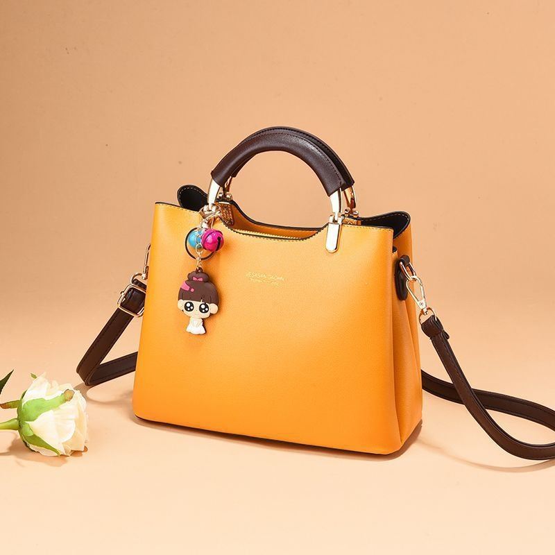 JT328 IDR.159.000 MATERIAL PU SIZE L25XH20XW12CM WEIGHT 700GR COLOR YELLOW