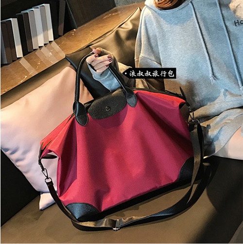 JT3378 IDR.179.000 MATERIAL NYLON SIZE L42XH30XW22CM WEIGHT 750GR COLOR RED