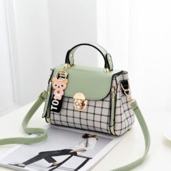 JT387 IDR.152.000 MATERIAL CANVAS SIZE L20XH15XW11CM WEIGHT 600GR COLOR GREEN