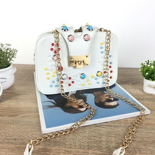 JT48050 IDR.149.000 MATERIAL JELLY SIZE L21XH15XW7CM WEIGHT 800GR COLOR WHITE