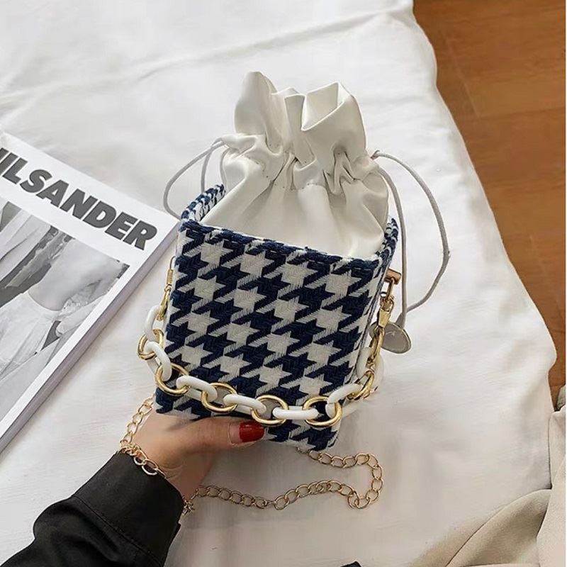 JT5101 IDR.157.000 MATERIAL PU SIZE L11XH10XW11CM WEIGHT 500GR COLOR BLUE