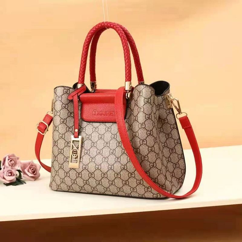 JT51687 IDR.175.000 MATERIAL PU SIZE L28XH22XW12CM WEIGHT 650GR COLOR GDRED