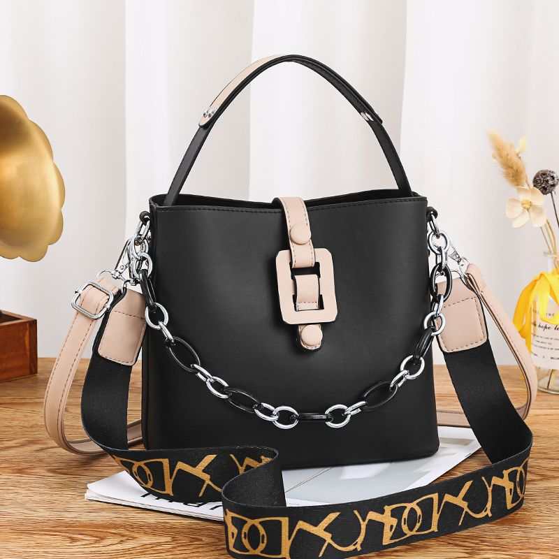 JT6001 IDR.179.000 MATERIAL PU SIZE L23XH20XW11.5CM WEIGHT 600GR COLOR BLACK