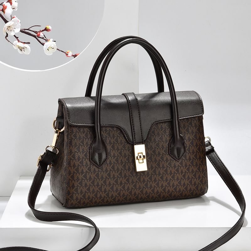 JT6011 IDR.177.000 MATERIAL PU SIZE L25XH18XW12CM WEIGHT 720GR COLOR COFFEE