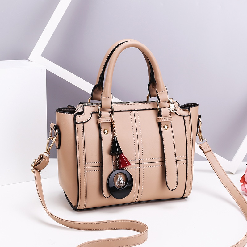 JT616 IDR.169.000 MATERIAL PU SIZE WEIGHT COLOR KHAKI