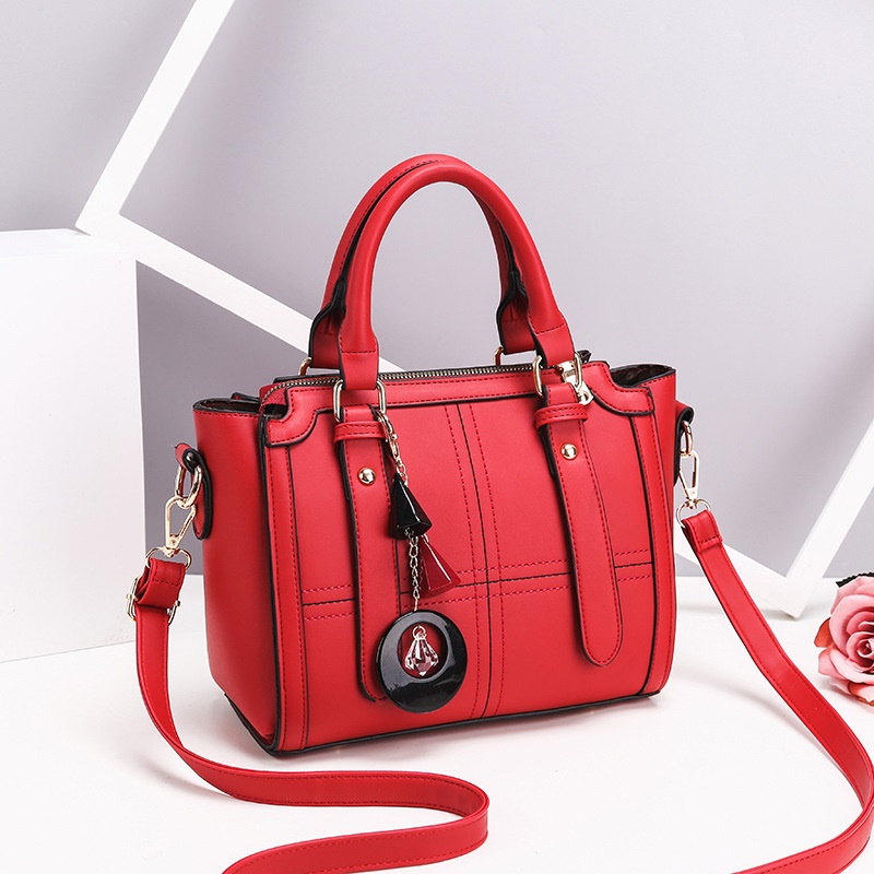 JT616 IDR.169.000 MATERIAL PU SIZE WEIGHT COLOR RED